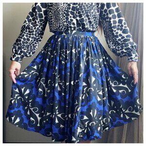 Vintage Printed Silk Skirt Handmade Blue Black White Pleated Circle Skirt Small